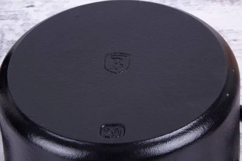 Ťažký liatinový hrniec s vekom Ø 20 cm 2,75 L Berlingerhaus Strong Mold Seria BH-6491
