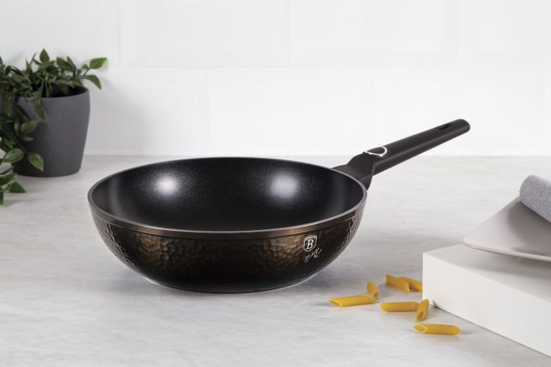 Panvica wok na indukciu 28 cm s titanovým povrchom Berlingerhaus Primal Gloss Collection BH-6575