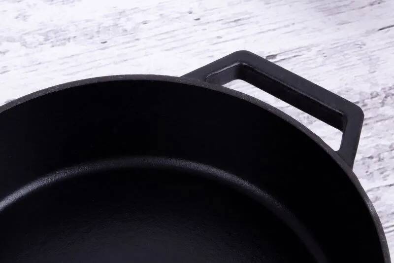 Ťažký liatinový hrniec s vekom Ø 26 cm 2,57 L Berlingerhaus Strong Mold Seria BH-6493