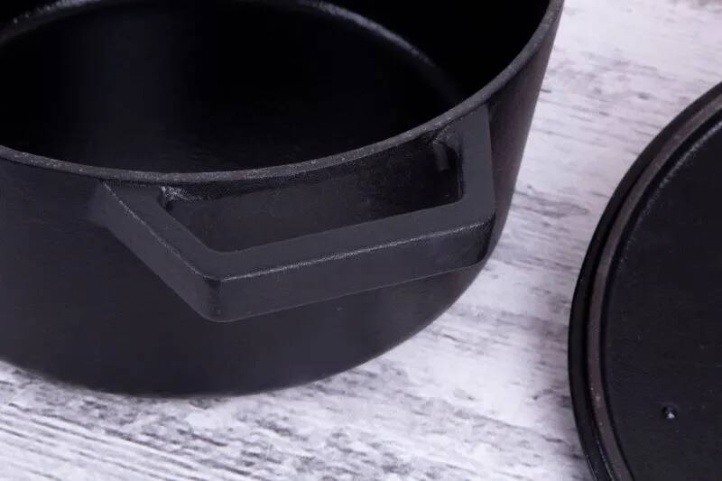 Ťažký liatinový hrniec s vekom Ø 24 cm 4,35 L Berlingerhaus Strong Mold Seria BH-6492